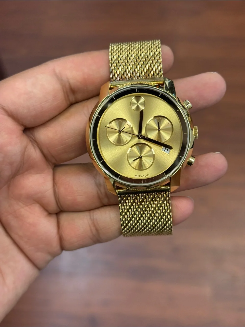 Movado Bold Men's mesh Gold Chronograph Quartz Watch